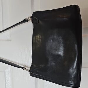Vintage Coach Monterey Zip 6145 Black Leather Shoulder Bag Purse
